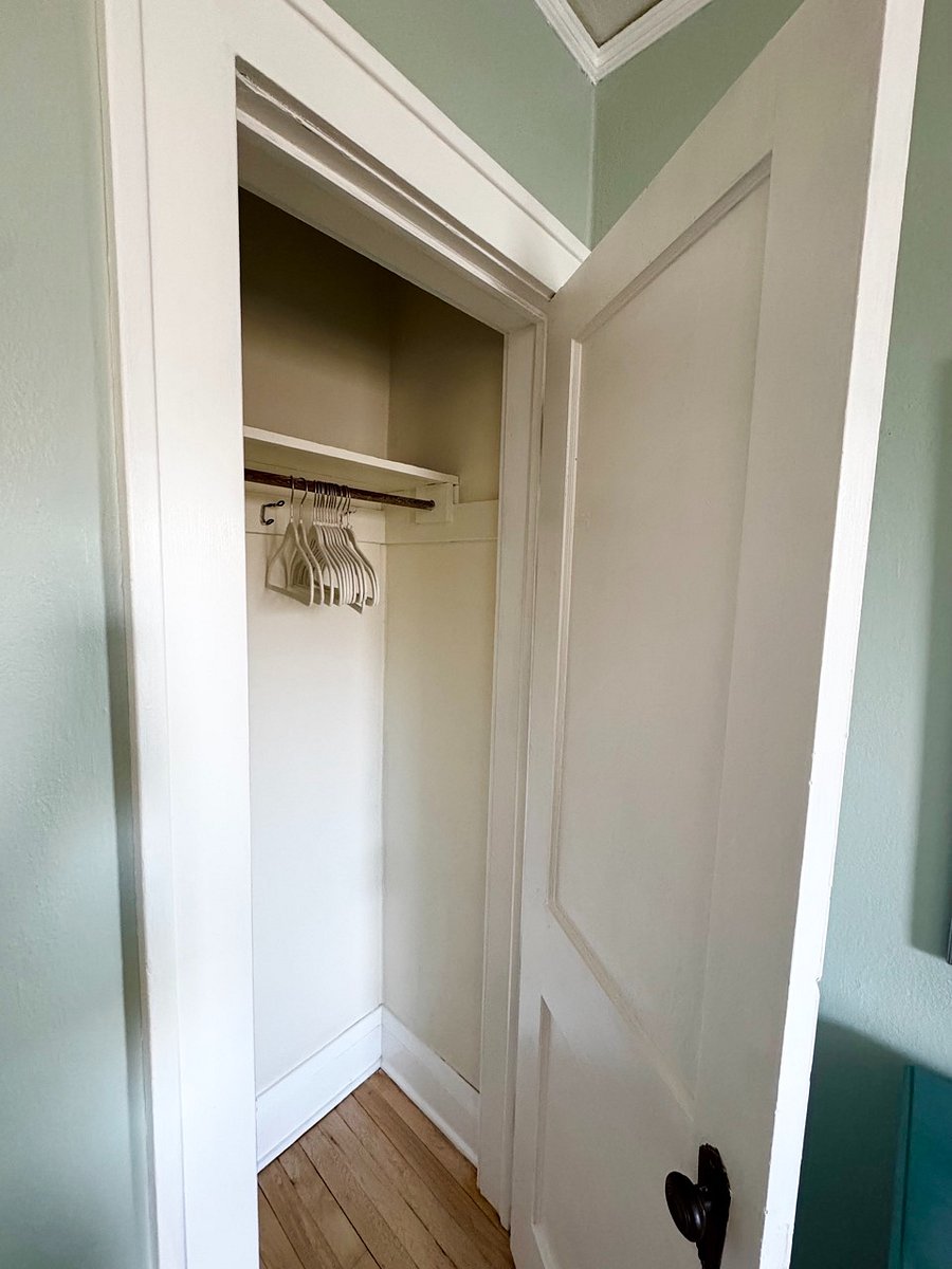 closet with hangers