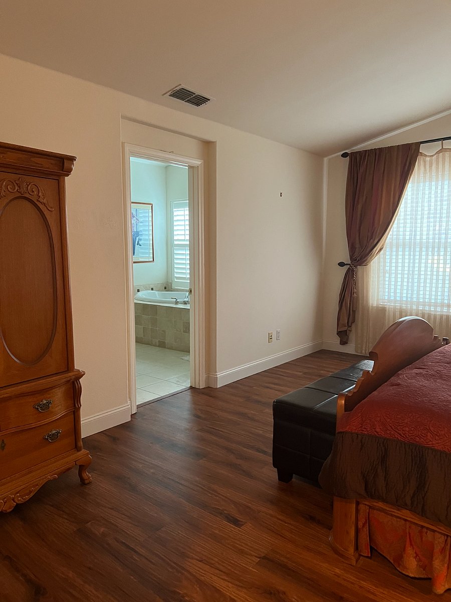 Furnished Finder property 823581_1 photo 15