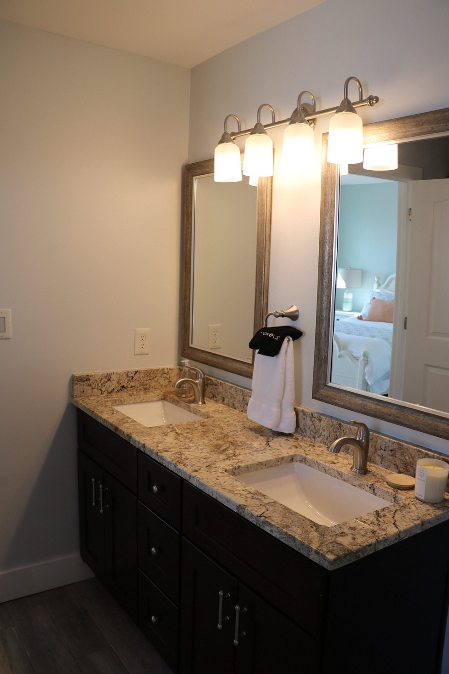 Furnished Finder property 823618_1 photo 36