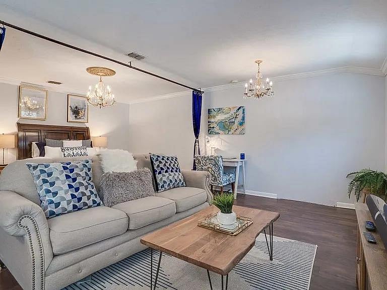Furnished Finder property 823831_1 photo 8