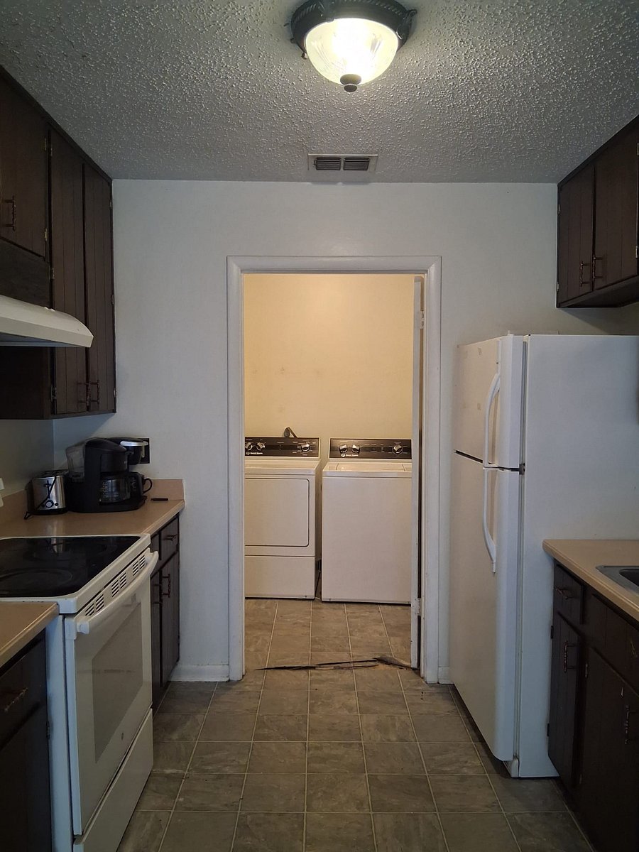 Furnished Finder property 823831_3 photo 6