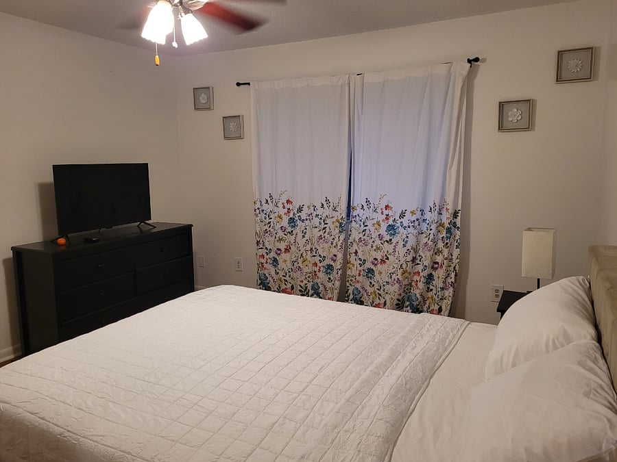 Furnished Finder property 823831_3 photo 17