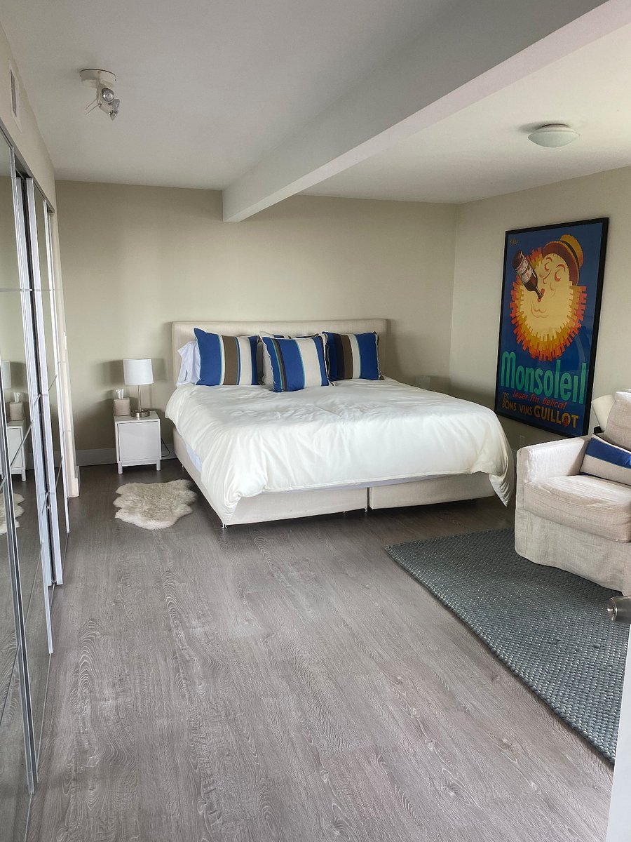 large bedroom 18x20