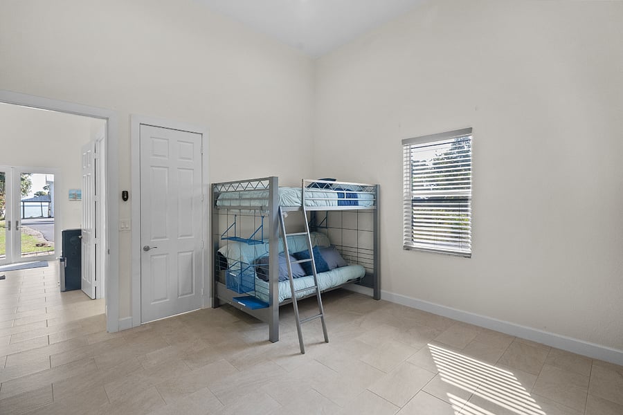 Furnished Finder property 823967_1 photo 4