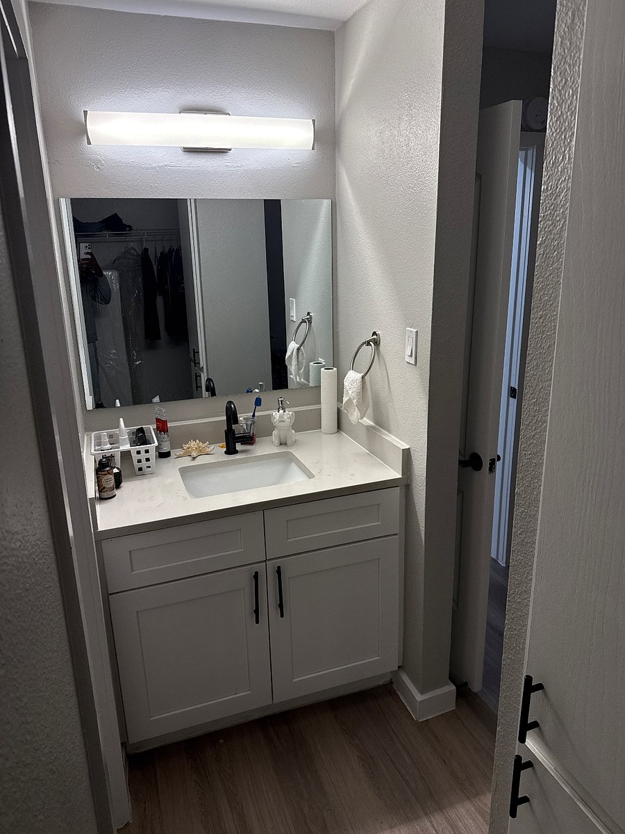 Furnished Finder property 824002_1 photo 3