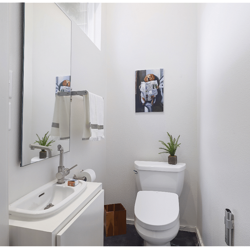 Half bath, downstairs