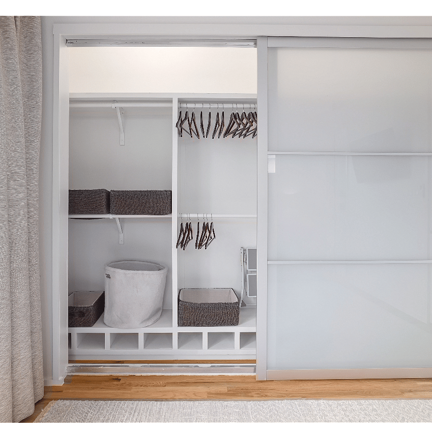 MBR closet