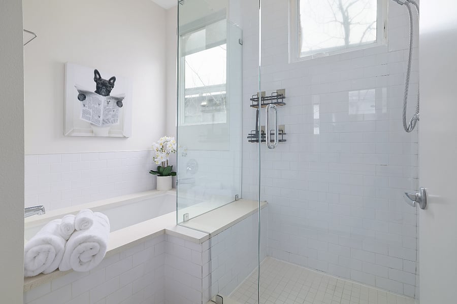Full bath, Master BR