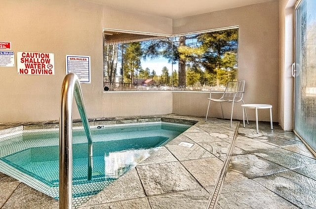 Hot tub at Clubhouse 