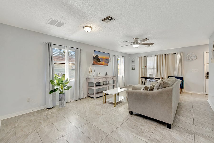 Furnished Finder property 824113_1 photo 7