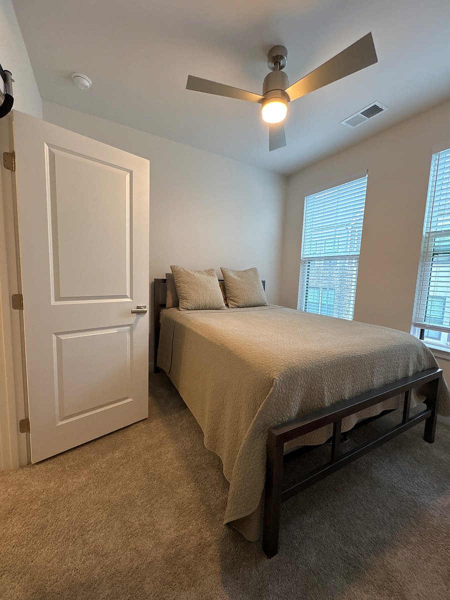 Furnished Finder property 824126_1 photo 10