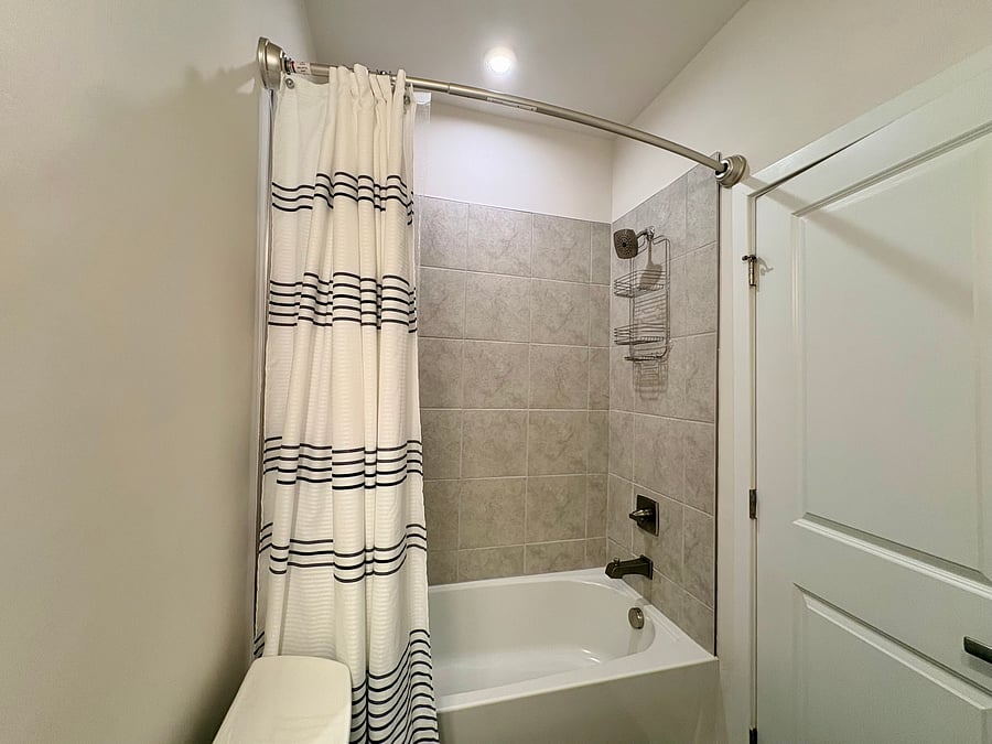 Furnished Finder property 824126_1 photo 13