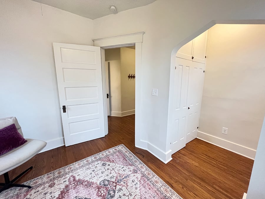 bonus private office room