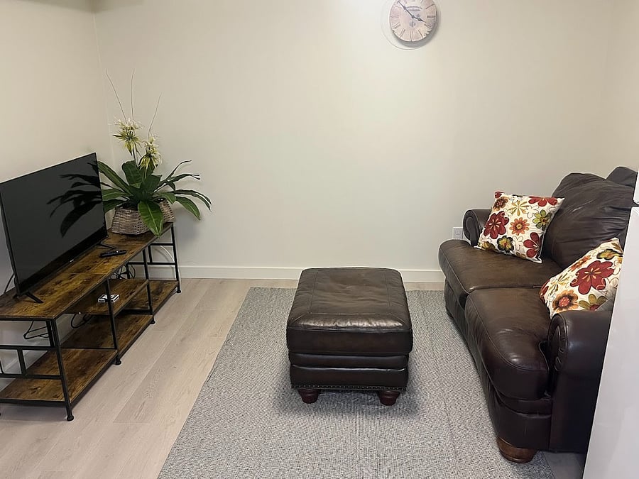Comfortable family room with leather furniture