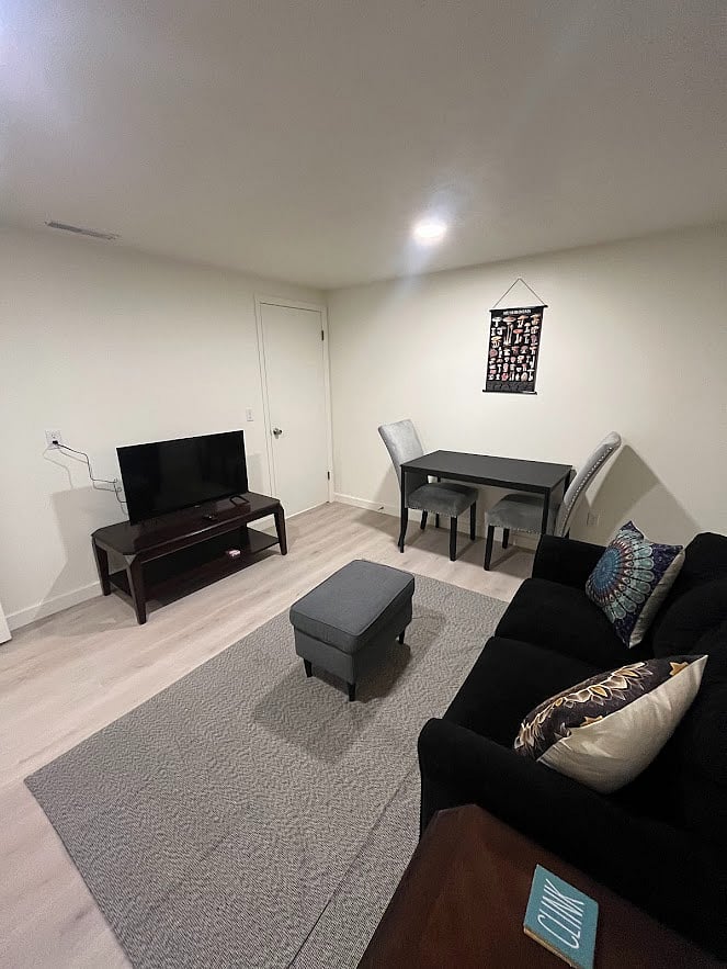 Furnished Finder property 824281_2 photo 4