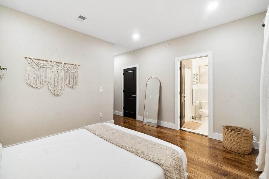 Furnished Finder property 824335_1 photo 9