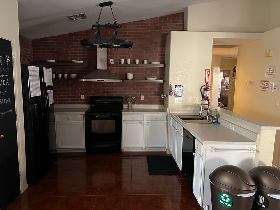 Furnished Finder property 824369_1 photo 8