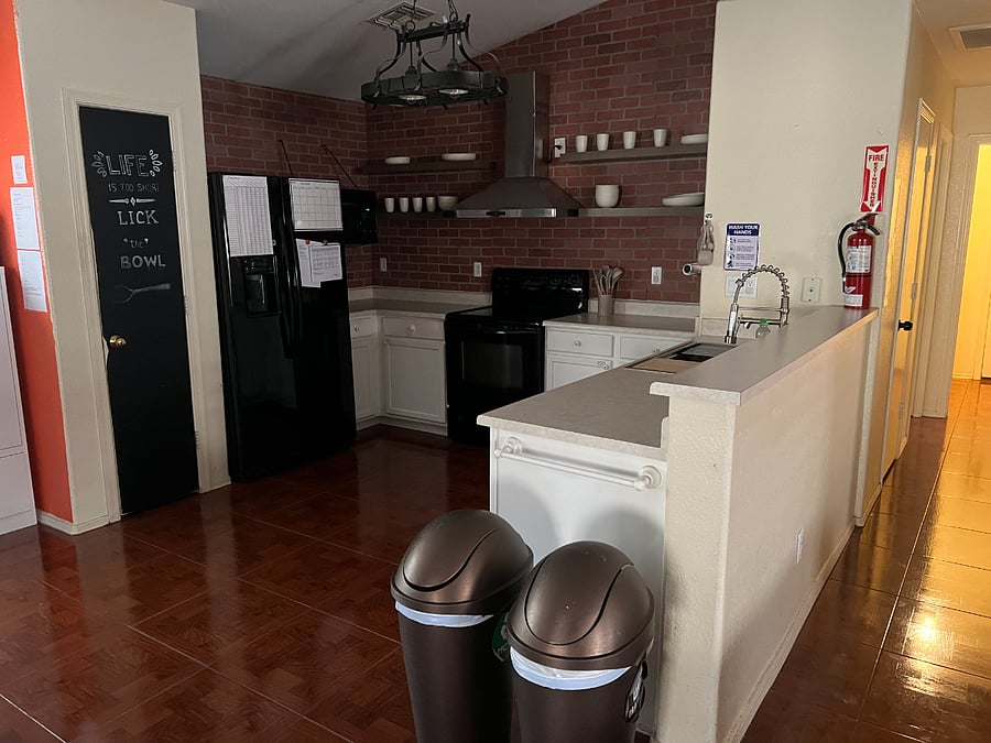 Furnished Finder property 824369_1 photo 7