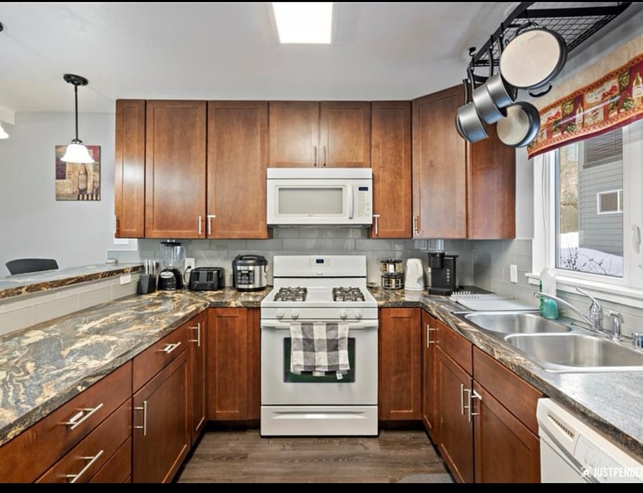 Furnished Finder property 824375_1 photo 3
