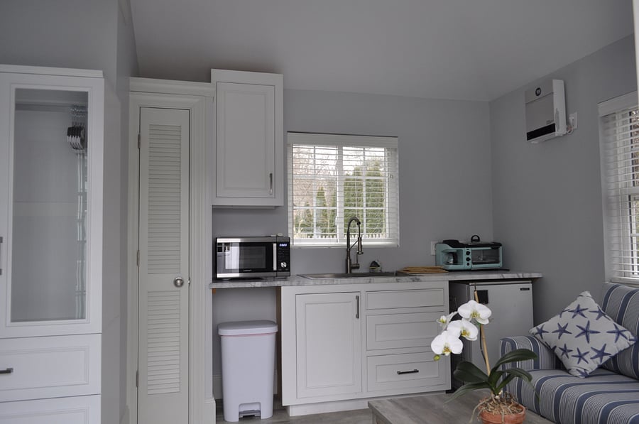 Cottage Kitchenette, Jamestown, RI