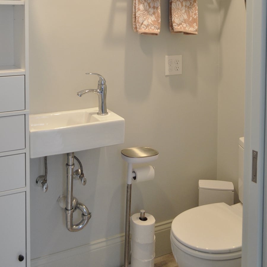 Windward Cottage bathroom