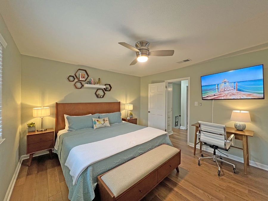 King Bedroom w/55" TV and work station