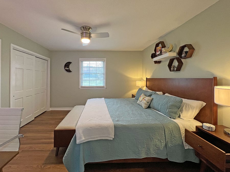 King Bedroom w/55" TV and work station