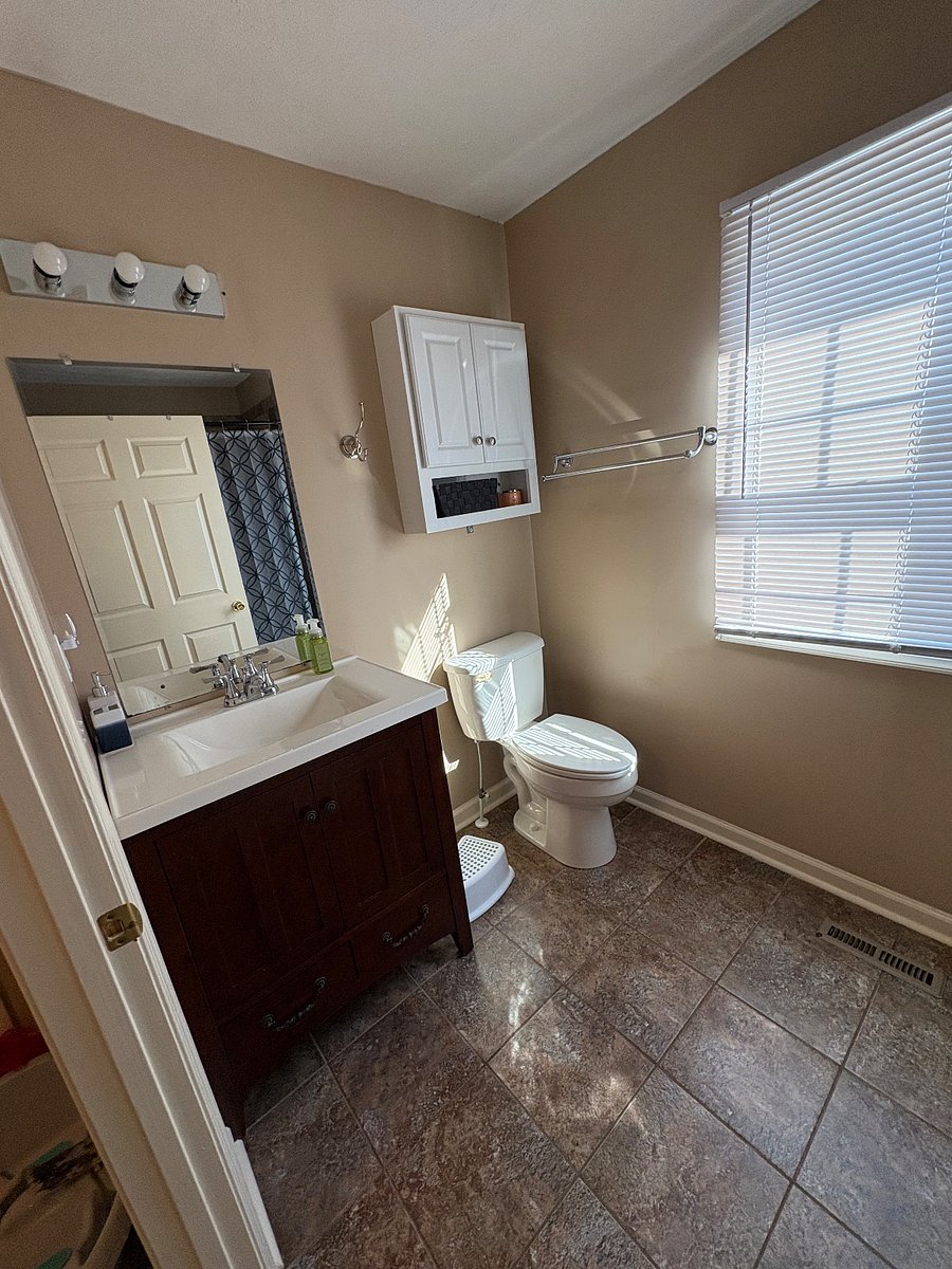 Furnished Finder property 824571_2 photo 18
