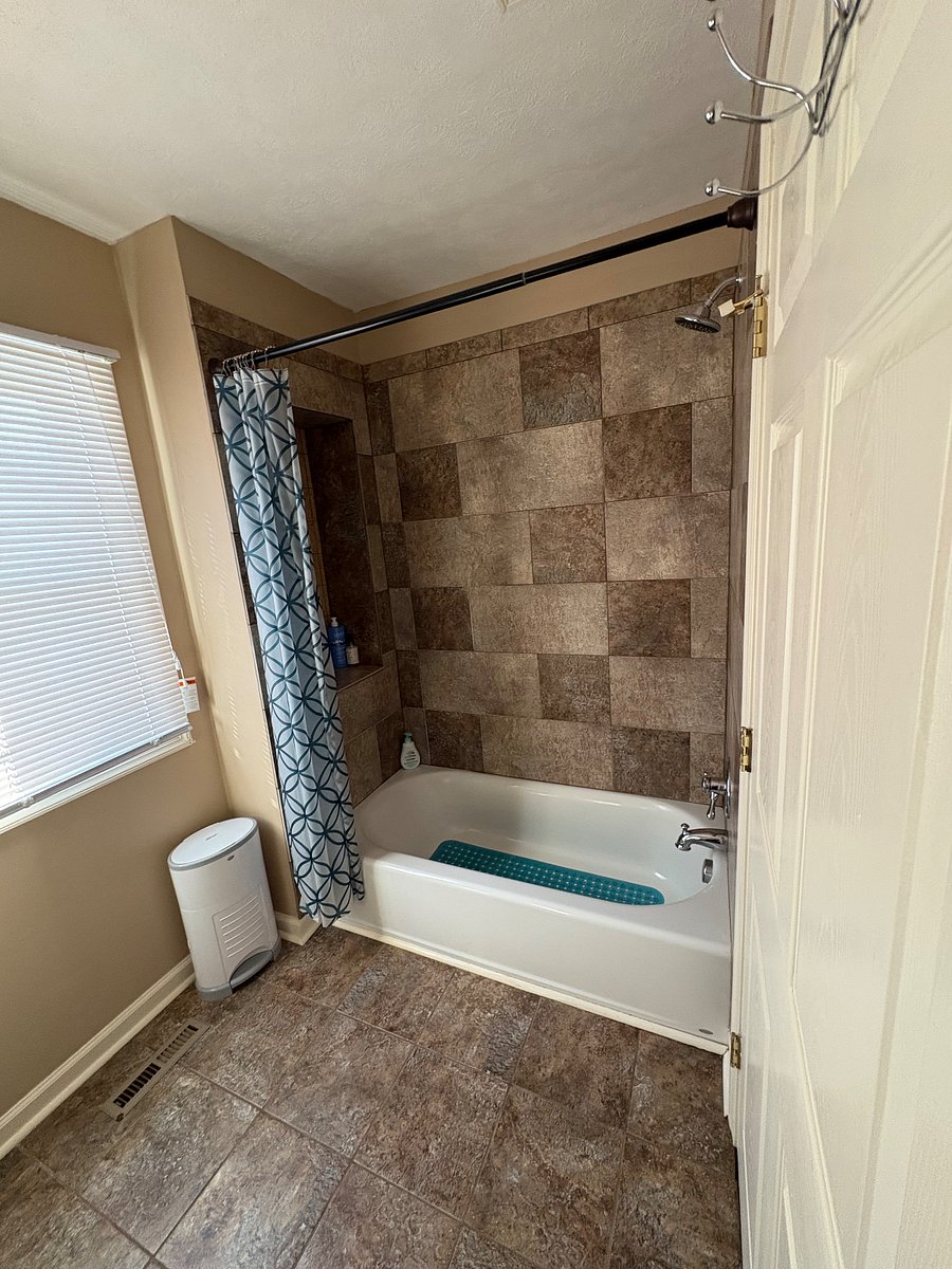 Furnished Finder property 824571_2 photo 20