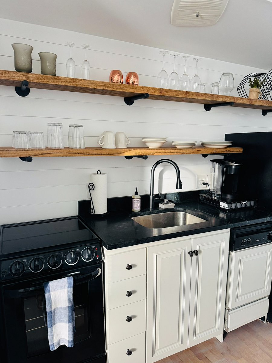 Beautiful Soapstone countertops