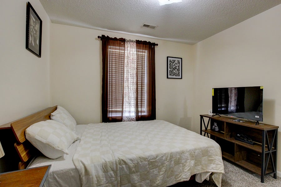 Furnished Finder property 824635_1 photo 33
