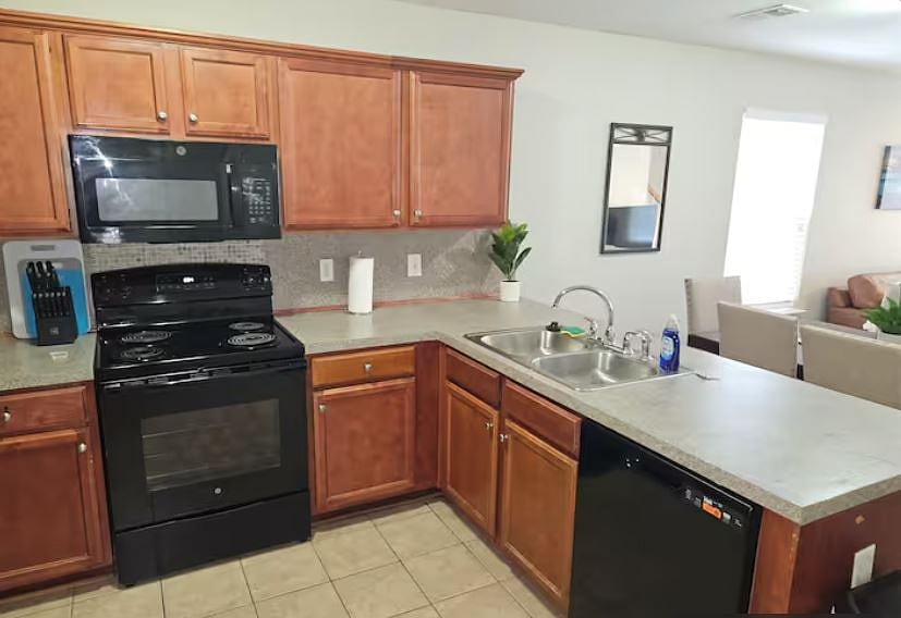 Furnished Finder property 824657_1 photo 3