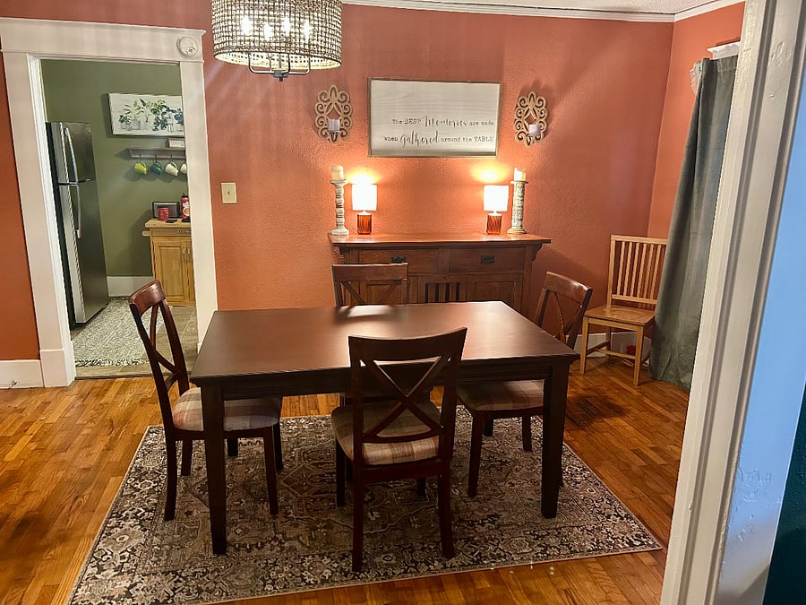 Dining room table