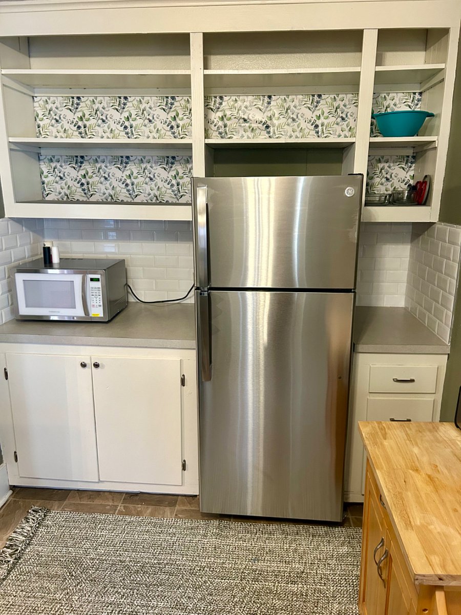 Full sized refrigerator and microwave