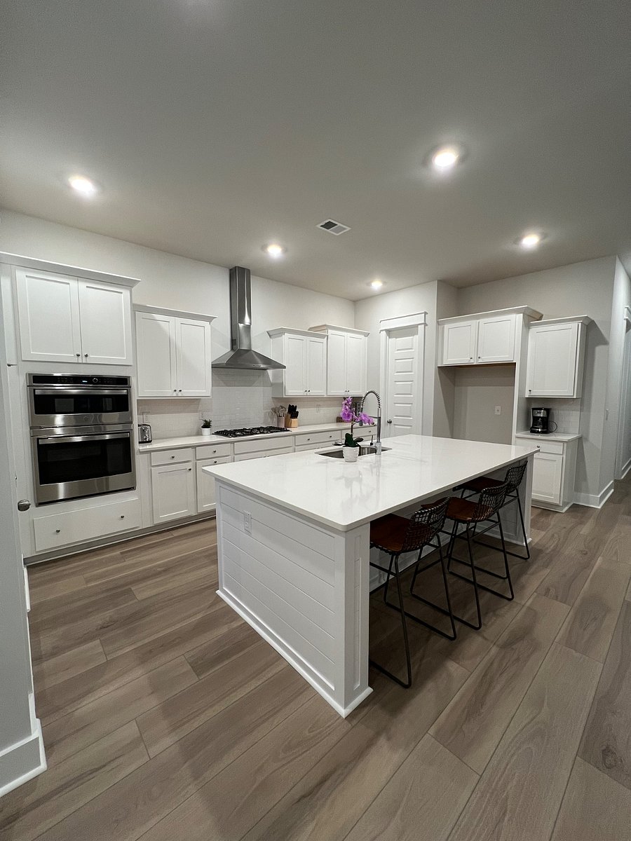 Furnished Finder property 824839_1 photo 3