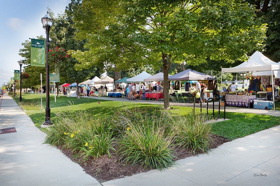 Farmers market at Taylor Park Saturdays 9-2 May 10 - October 25.