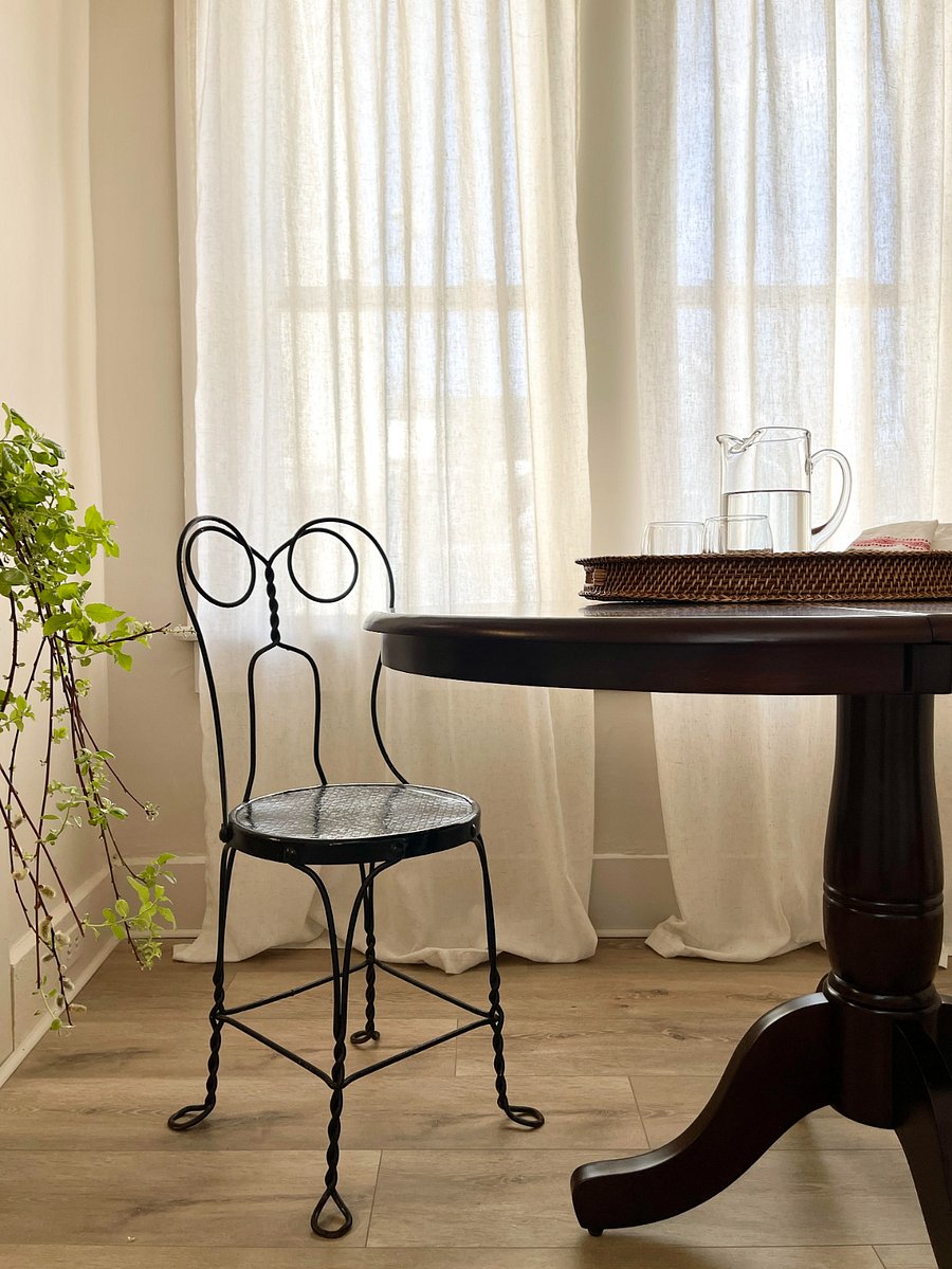 Dining area off of living room