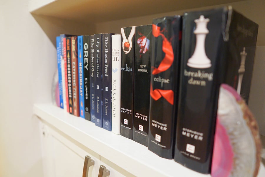 Library with popular best seller series for long term guests