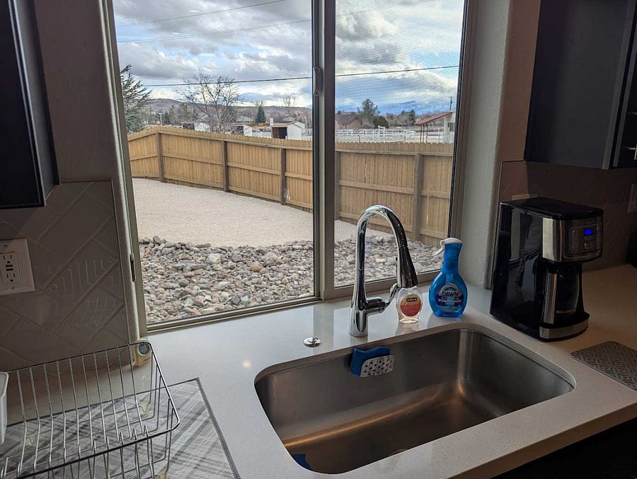 FARM SINK IN KITCHEN