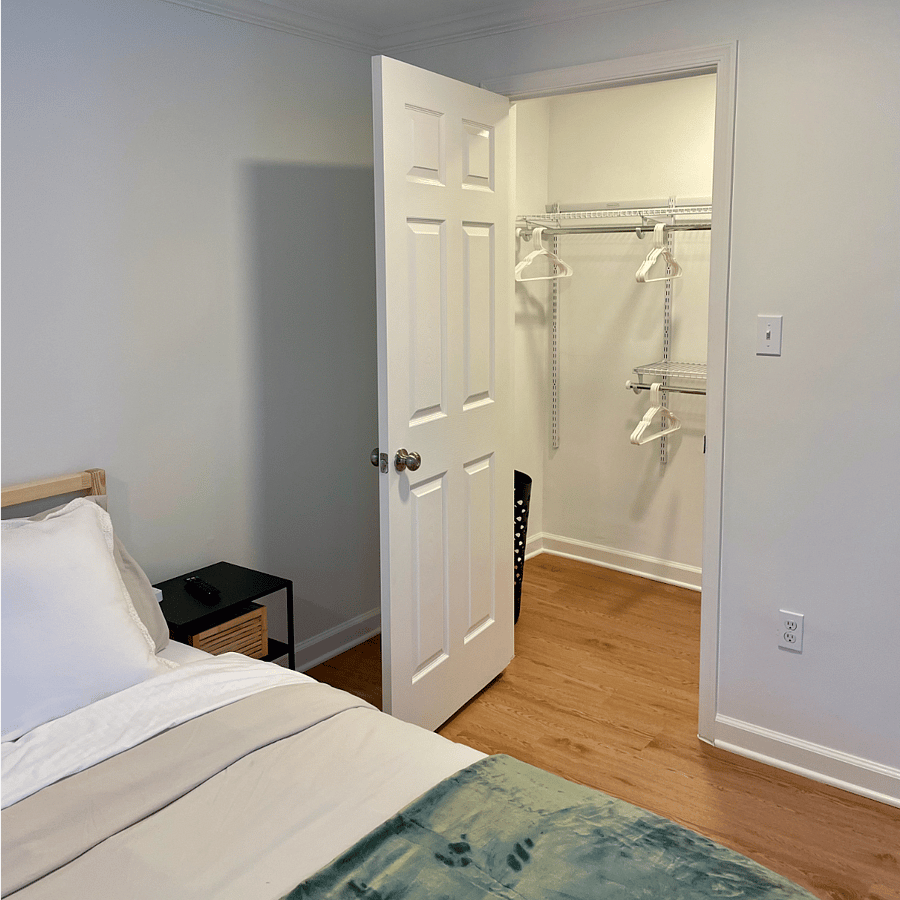 Furnished Finder property 824957_1 photo 35