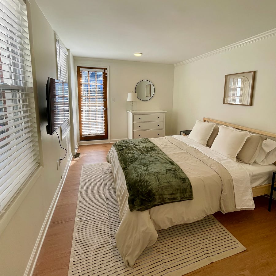 Furnished Finder property 824957_1 photo 32