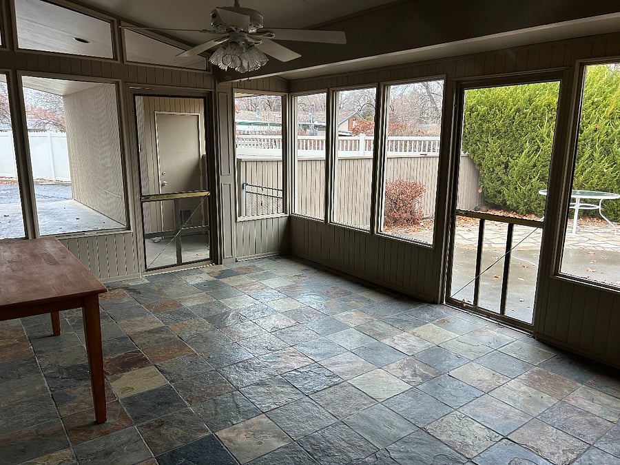 Screened Porch Area