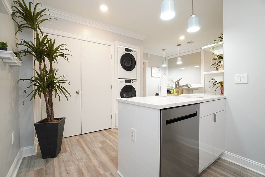 Furnished Finder property 825022_1 photo 9