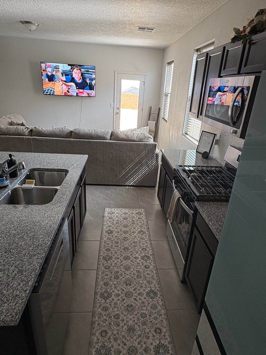 Furnished Finder property 825081_1 photo 6