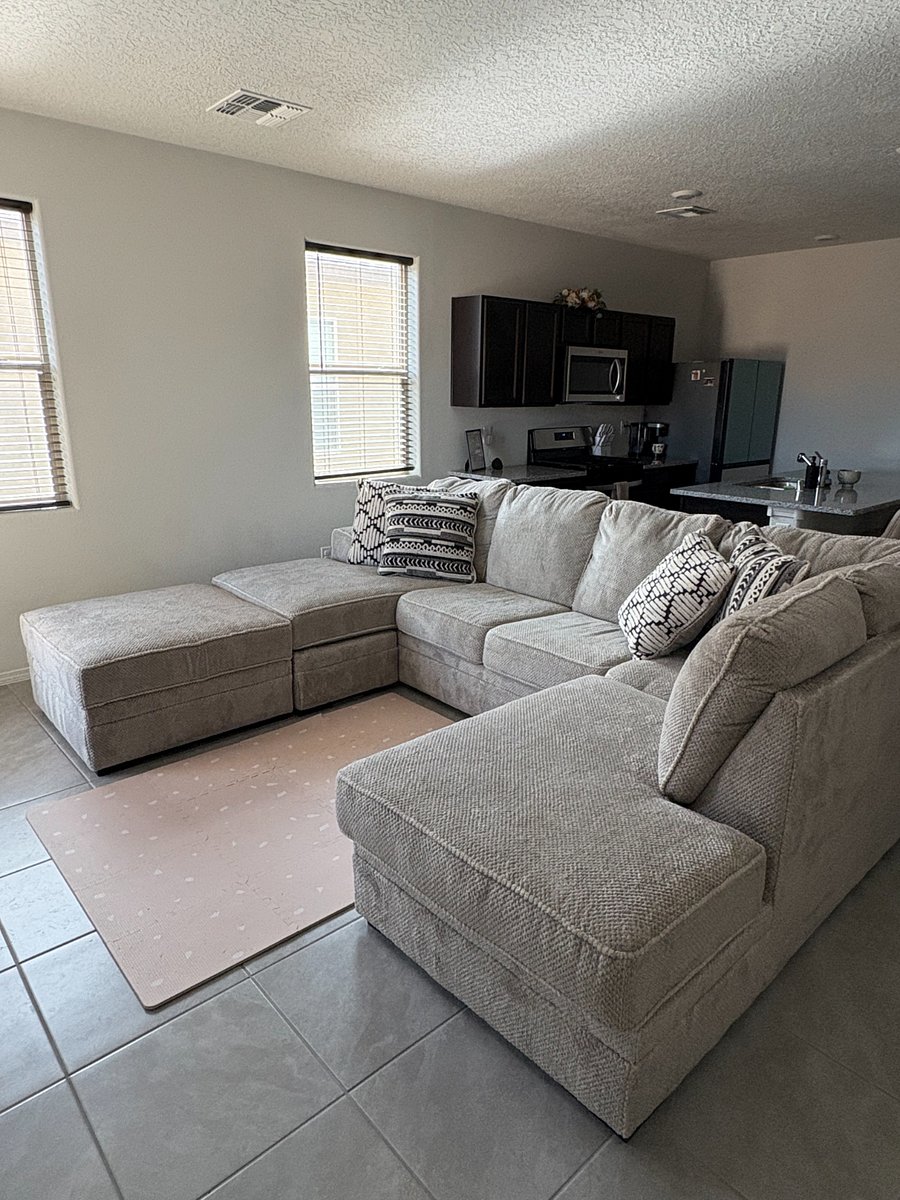 Furnished Finder property 825081_1 photo 3