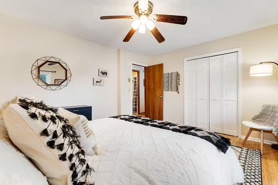 Furnished Finder property 825099_1 photo 12