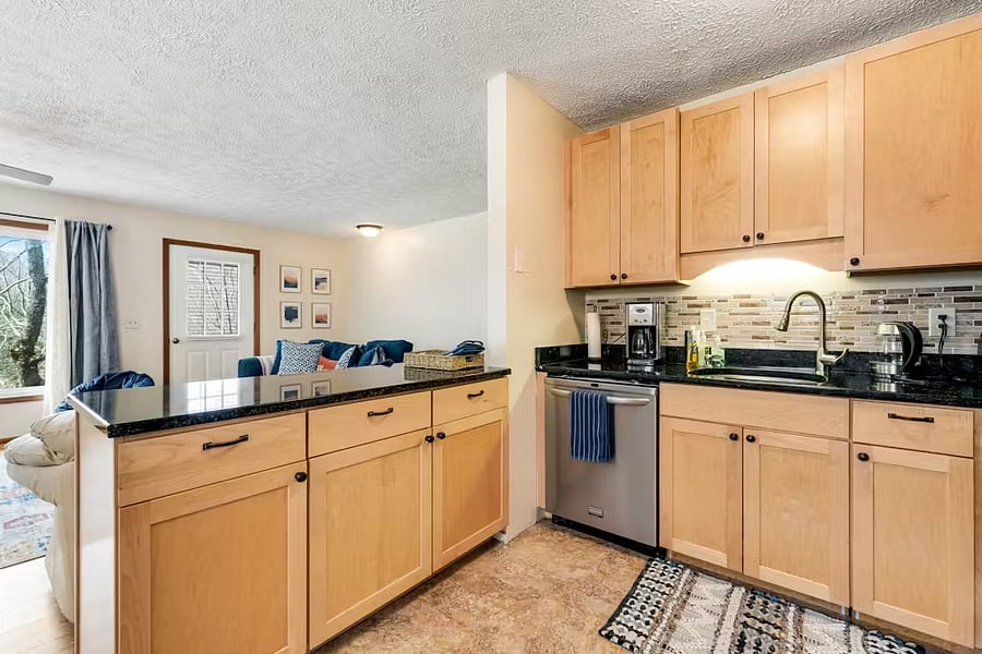 Furnished Finder property 825099_1 photo 6