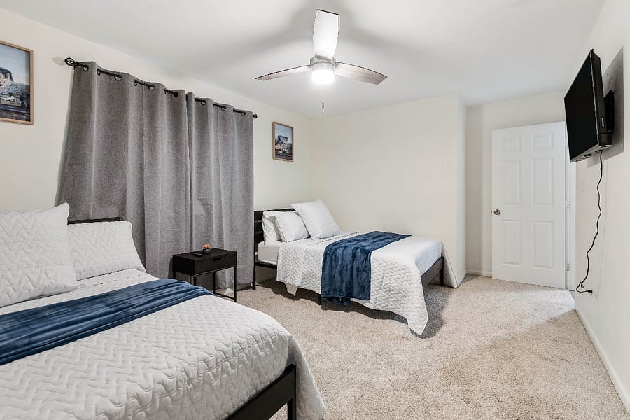 Furnished Finder property 825108_1 photo 14