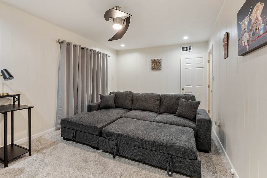 Furnished Finder property 825108_1 photo 18