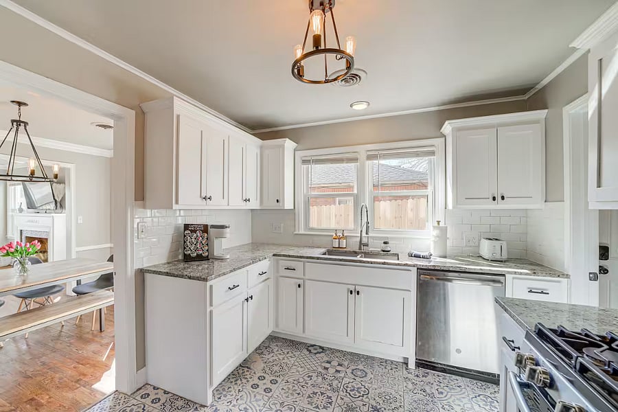 Furnished Finder property 825121_1 photo 8